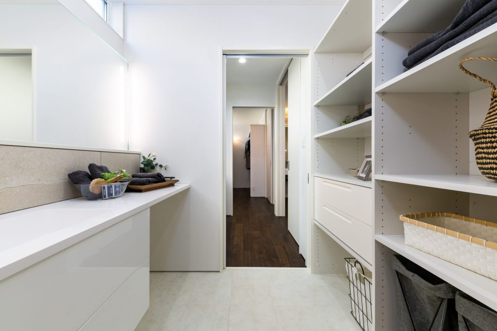 ファミリークローゼットで新しい家族の収納スタイルを体験しよう！